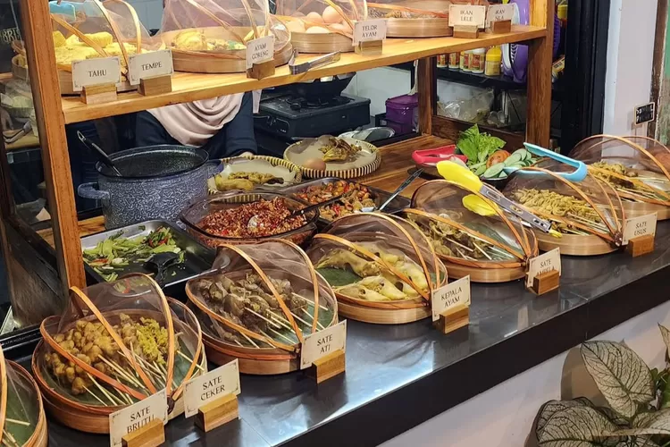 Dapur Putra Ragil Kitchen